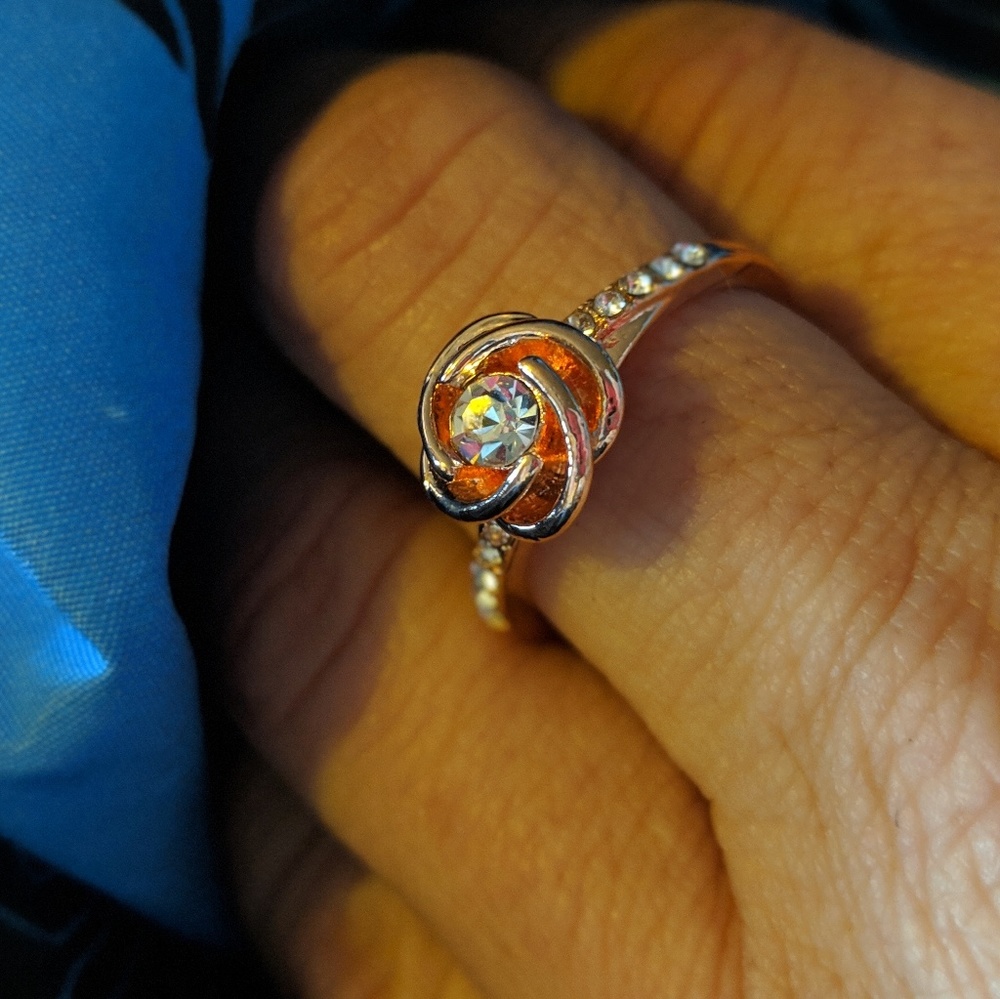 Ring - Picture 5 of 8